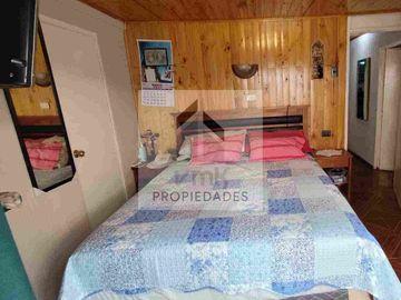Se vende casa en Miraflores alto.
