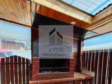 Se vende casa en Miraflores alto.