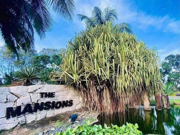 🏡 Comfortable Living for All Ages | Senior-Friendly Furnished Home at South Forbes