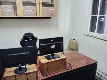 Venta Amplia Oficina Comercial Comuna de Providencia
