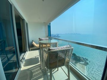 For rent condo the Palm wongamat beach front 2 Beds 99 Sq.m hight floor nice decorated (S03-1966)