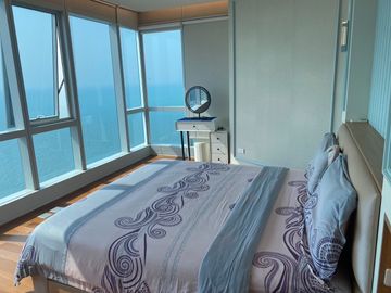 For rent condo the Palm wongamat beach front 2 Beds 99 Sq.m hight floor nice decorated (S03-1966)