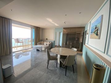 For rent condo the Palm wongamat beach front 2 Beds 99 Sq.m hight floor nice decorated (S03-1966)