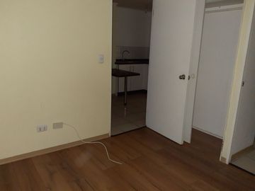 1 dormitorio con bodega