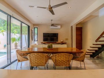 Casa independiente con gran alberca y jardín en La Veleta, Tulum