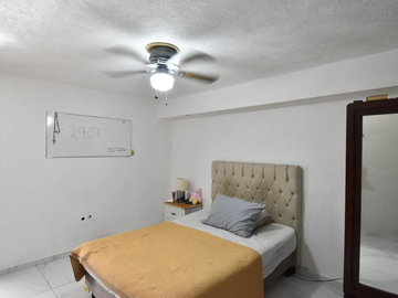 Casa en venta Calzada Independencia con uso de suelo mixto