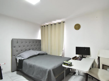 Casa en venta Calzada Independencia con uso de suelo mixto