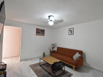Casa en venta Calzada Independencia con uso de suelo mixto