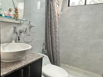 Casa en venta, Urb. la peninsula, ciudad celesta - samborondon