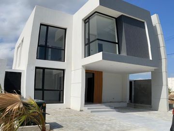 Casa en venta, Punta Centinela, Santa Elena