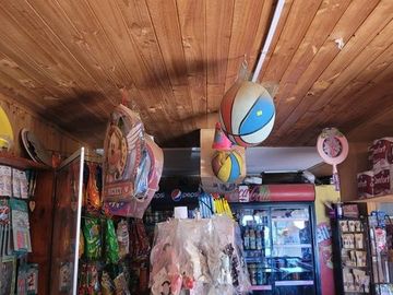 Casa Con Local Comercial en Pichilemu