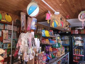 Casa Con Local Comercial en Pichilemu