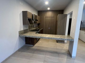 Aria Boscaje | Casa Modelo Madrigal con 3 recámaras, cocina integral, vestidor, sala de TV y jardín