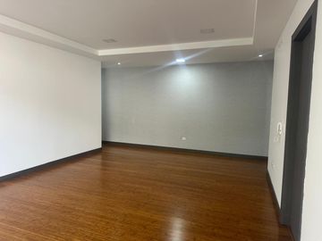 VENDO DEPARTAMENTO DE 132.44m, Quito Tennis