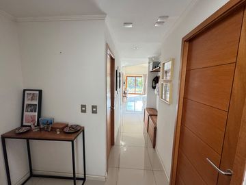 Casa 1 piso 3D 2B 2E con terreno 396M2 y 139M2 casa