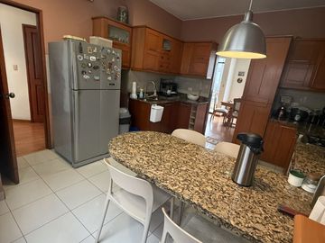 SE VENDE DEPARTAMENTO DUPLEX EN SURCO - VALLE HERMOSO