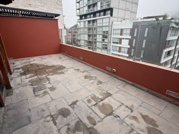 SE VENDE DEPARTAMENTO DUPLEX EN SURCO - VALLE HERMOSO