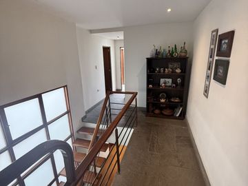 SE VENDE DEPARTAMENTO DUPLEX EN SURCO - VALLE HERMOSO