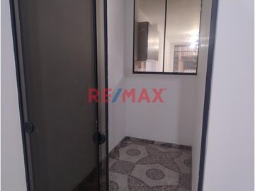 Venta de Departamento en Primer Piso - S.M.P Zona Céntrica