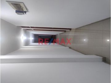 Venta de Departamento en Primer Piso - S.M.P Zona Céntrica