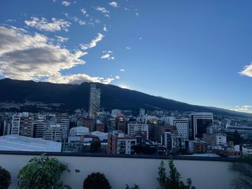 VENDO ESTUDIO/SUITE EN EXCELENTE EDIFICIO A ESTRENAR - SECTOR EL BATAN