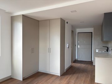 VENDO ESTUDIO/SUITE EN EXCELENTE EDIFICIO A ESTRENAR - SECTOR EL BATAN