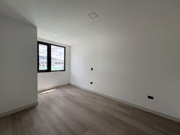 VENDO ESTUDIO/SUITE EN EXCELENTE EDIFICIO A ESTRENAR - SECTOR EL BATAN