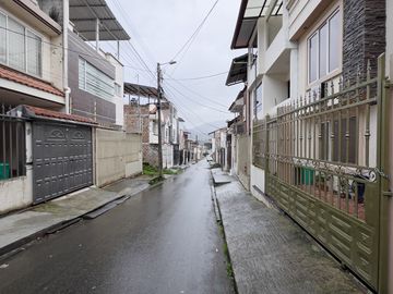 Casa tres habitaciones en venta en el rosal