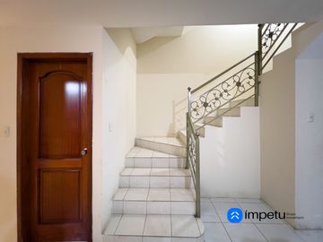 Casa tres habitaciones en venta en el rosal