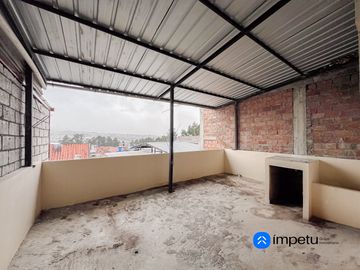 Casa tres habitaciones en venta en el rosal