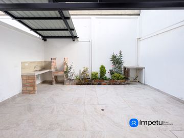 Casa en venta a estrenar tres habitaciones al norte de la ciudad