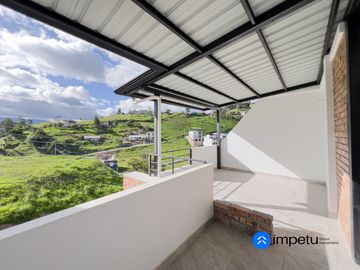 Casa en venta a estrenar tres habitaciones al norte de la ciudad
