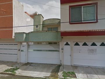 Casa en venta en Manlio Fabio Altamirano, Guadalupe Victoria, Coatzacoalcos, Veracruz