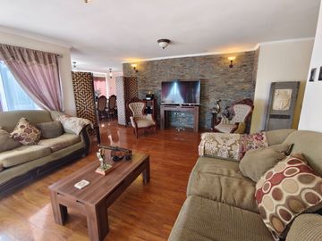 Vendo Casa con piscina El Maiten Fundo Loreto
