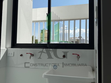 🌳 ¡VENTA DE DEPARTAMENTO EN UMACOLLO CON VISTA AL PARQUE!