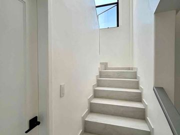 SAMBORONDON KM2.5, Vendo Casa remodelada 3 dormitorios $320.000