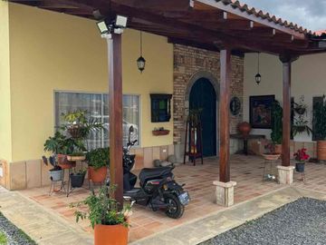DISEÑO, NATURALEZA Y CONFORT EN UN SOLO LUGAR