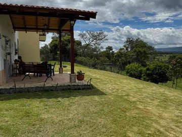 DISEÑO, NATURALEZA Y CONFORT EN UN SOLO LUGAR