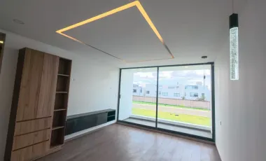 Casa en Venta en Lomas de Angelópolis III con acabados Premium, Residencia con Excelente Ubicación