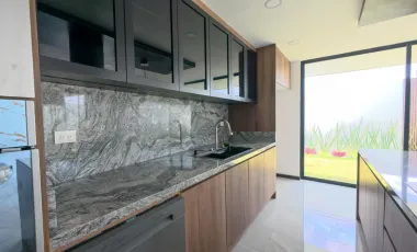 Casa en Venta en Lomas de Angelópolis III con acabados Premium, Residencia con Excelente Ubicación