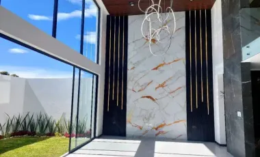 Casa en Venta en Lomas de Angelópolis III con acabados Premium, Residencia con Excelente Ubicación