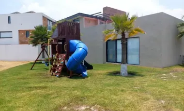 Casa en Venta en Lomas de Angelópolis III con acabados Premium, Residencia con Excelente Ubicación