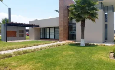Casa en Venta en Lomas de Angelópolis III con acabados Premium, Residencia con Excelente Ubicación