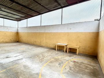 Se Vende Casa Acondicionada Como Colegio