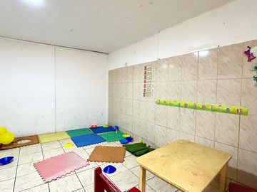Se Vende Casa Acondicionada Como Colegio