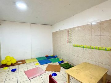 Se Vende Casa Acondicionada Como Colegio