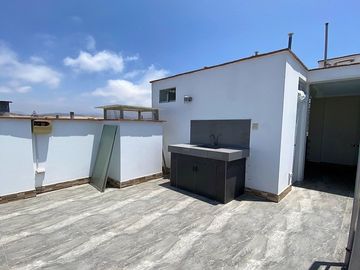 Punta Hermosa - TRIPLEX PENTHOUSE Frente a Parque de 3dorm + 2cocheras + Piscina + 3balcones