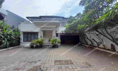 Rumah 2 lantai di Jalan Raya Pangeran Antasari Jakarta Selatan