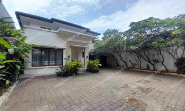 Rumah 2 lantai di Jalan Raya Pangeran Antasari Jakarta Selatan