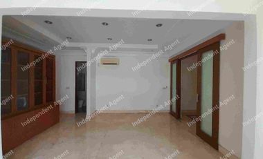 Rumah 2 lantai di Jalan Raya Pangeran Antasari Jakarta Selatan